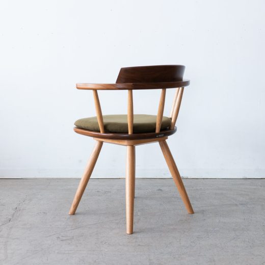 ［現品SALE］B品 回転チェア DC341-0W(WN/RO-CL)ウォールナット-レッドオーク/ ウレタン（ナガノインテリア）