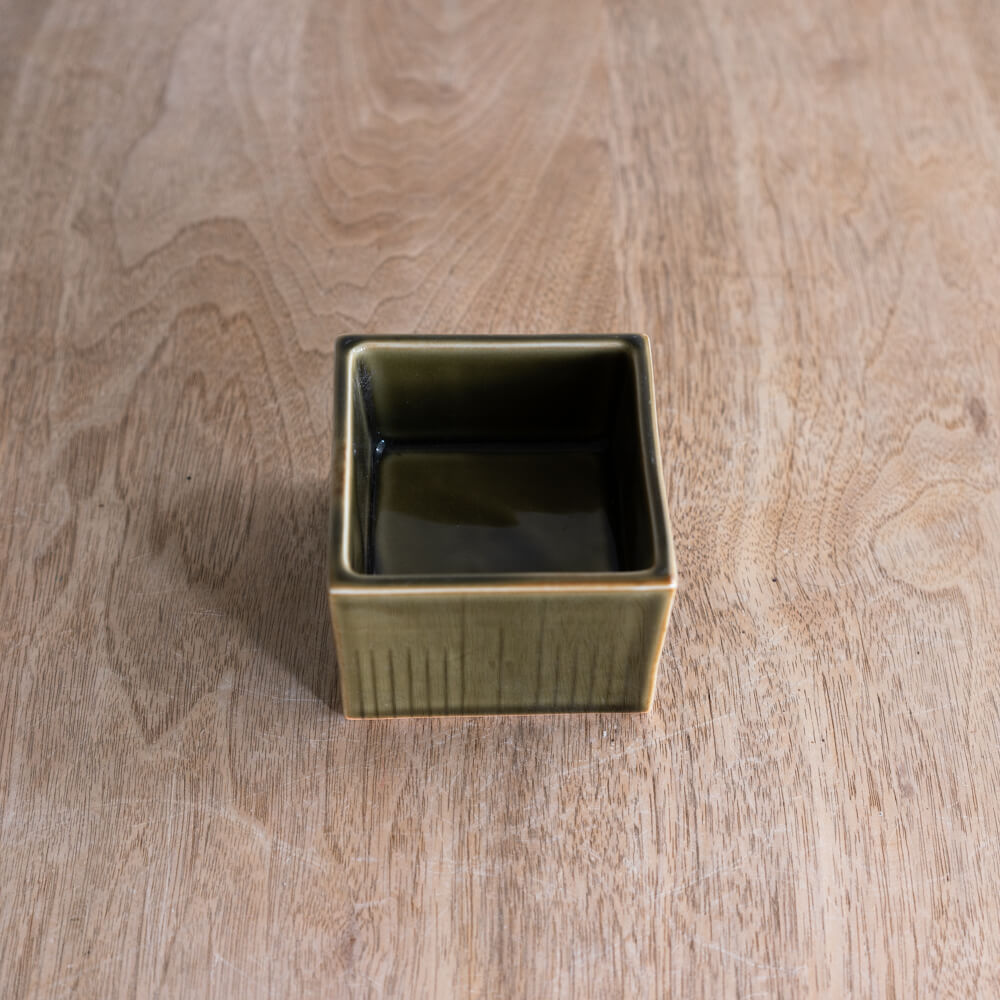 【WEB限定】織部正角切立4寸鉢 -器市-