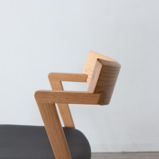 ［現品SALE］エボル Hチェア（NA） レッドオーク材 / ウレタン