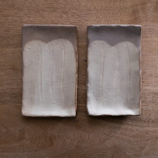 【WEB限定】手造 土物焼物皿 塗分BE -器市-