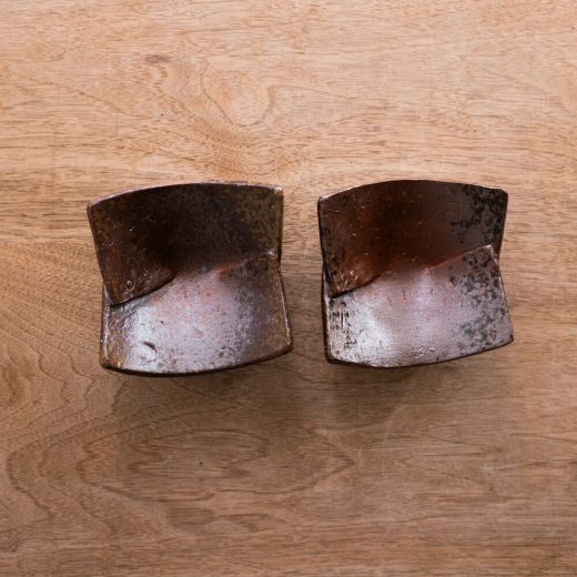 【WEB限定】備前 茶 脚付角小鉢 -器市-