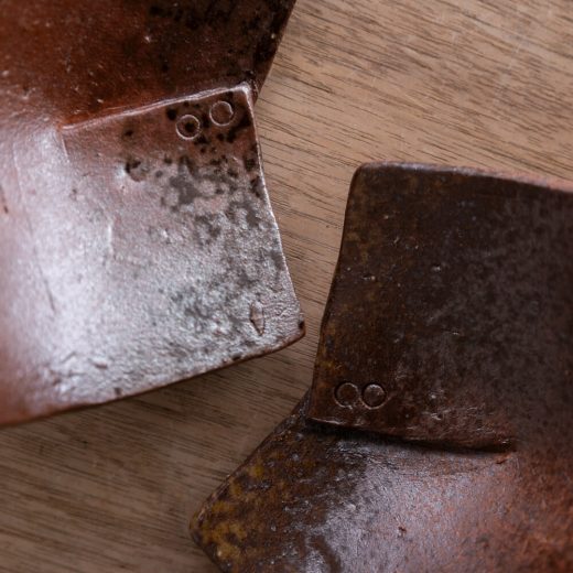 【WEB限定】備前 茶 脚付角小鉢 -器市-