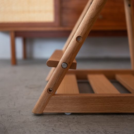 ［アップサイクル品］日進木工 学習椅子T-KIDS オーク材 / ウレタン塗装 ミナペルホネン tambourine / ブルー