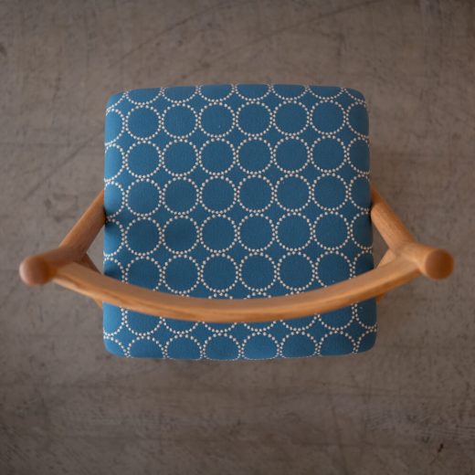 ［アップサイクル品］日進木工 学習椅子T-KIDS オーク材 / ウレタン塗装 ミナペルホネン tambourine / ブルー