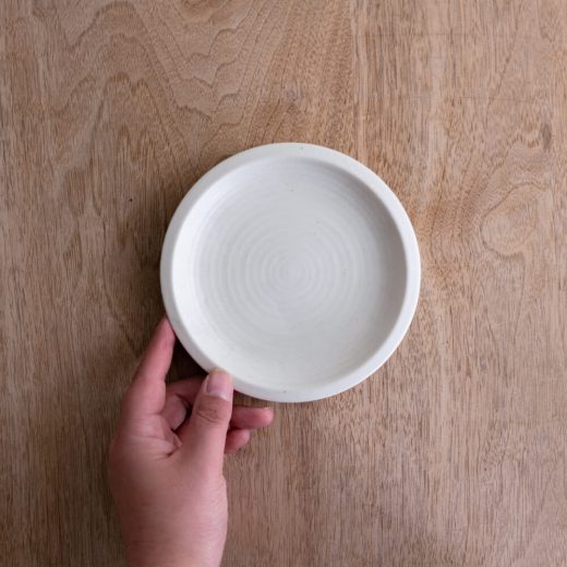 【WEB限定】クリーム釉 括り手4寸皿 -器市-