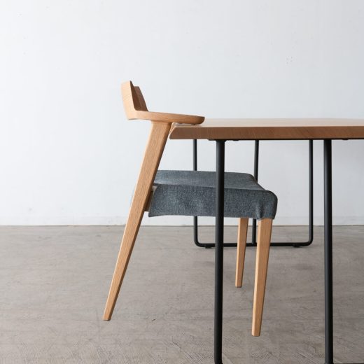 ［シラカワ家具アウトレット］ダイニング4点セット 人口耳付きテーブル＋chardin S-R125A 布C / アマラルLB レッドオーク材NC色