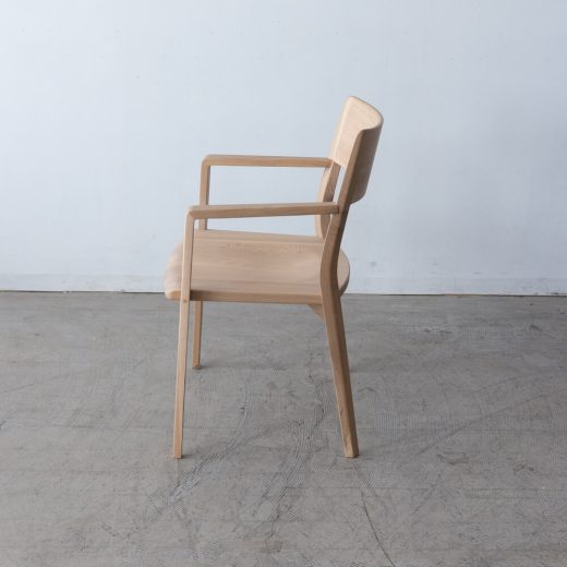 ［飛騨産業アウトレット］風のうた アームチェア FX231A 国産ナラ材NL色 ウレタン塗装