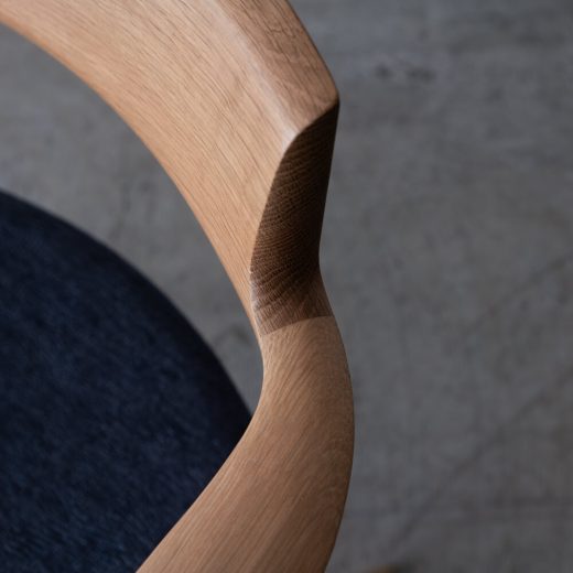 ［飛騨産業アウトレット］SEOTOアームチェア（張座）KD220AN ホワイトオーク材 / NL Cランク/リヒトBU