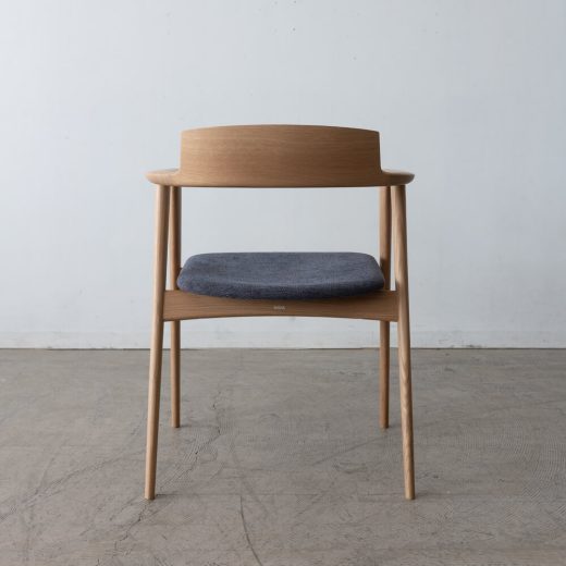 ［飛騨産業アウトレット］SEOTOアームチェア（張座）KD220AN ホワイトオーク材 / NL Cランク/リヒトBU