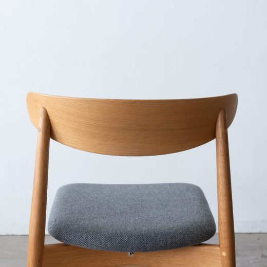 ［飛騨産業アウトレット］SEOTO チェア KD200N ホワイトオーク/OF 張地ランクB NC157 チャコールグレー