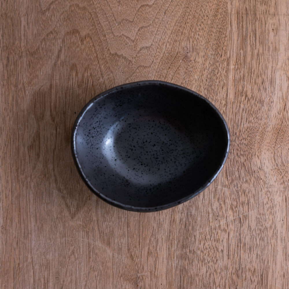 【WEB限定】黒マット変形4寸鉢 -器市-