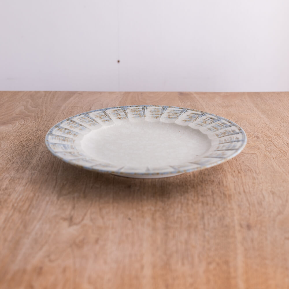 【WEB限定】白粉引 型入8.5皿 -器市-