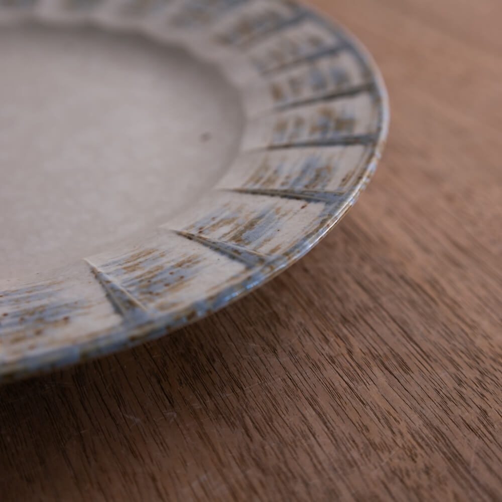 【WEB限定】白粉引 型入8.5皿 -器市-