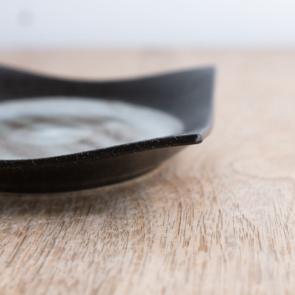 【WEB限定】深山雪 手引き正角4.5皿 -器市-