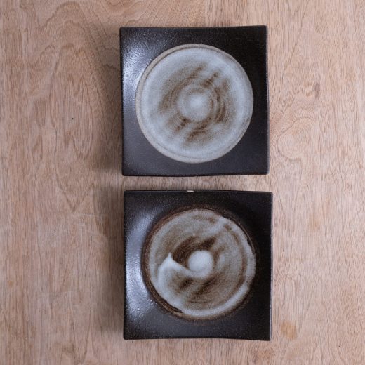 【WEB限定】深山雪 手引き正角4.5皿 -器市-