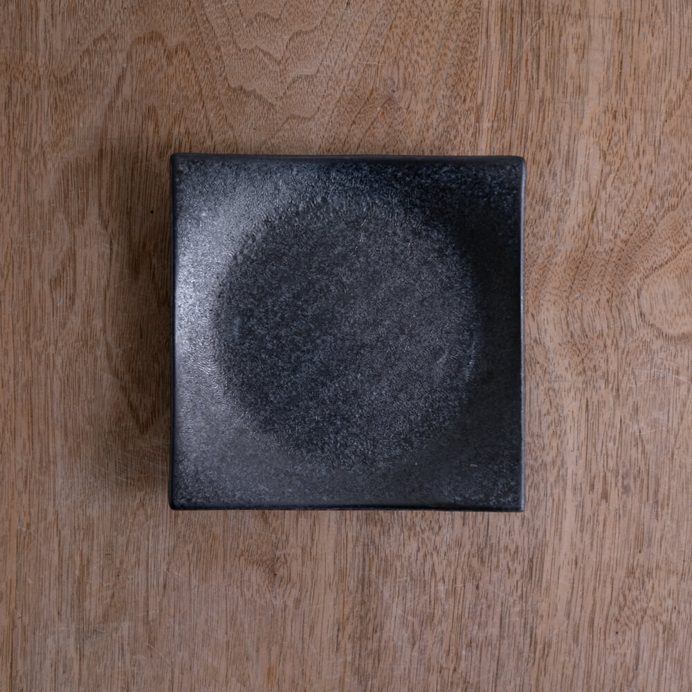 炭曜変 手引き正角4.5皿 -器市-