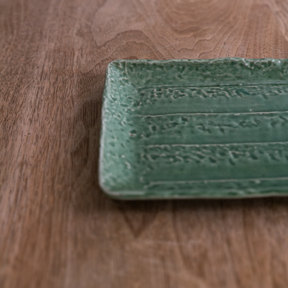 【WEB限定】緑釉ベタハマ焼物皿 -器市-