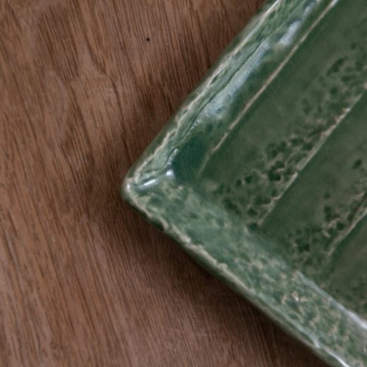 【WEB限定】緑釉ベタハマ焼物皿 -器市-