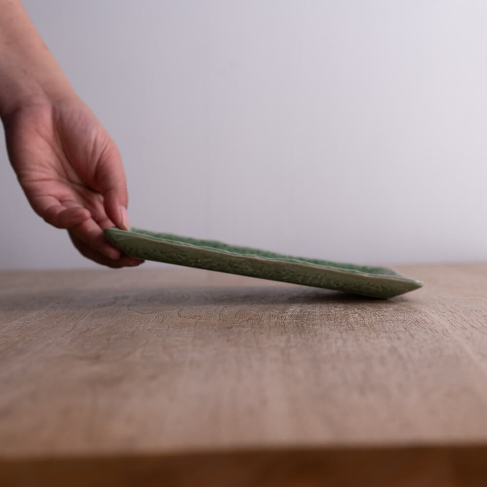 【WEB限定】緑釉ベタハマ焼物皿 -器市-