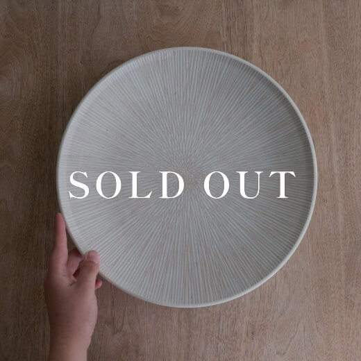 アウトレット食器（器市）の刻み乱十草 白 尺皿 売り切れ