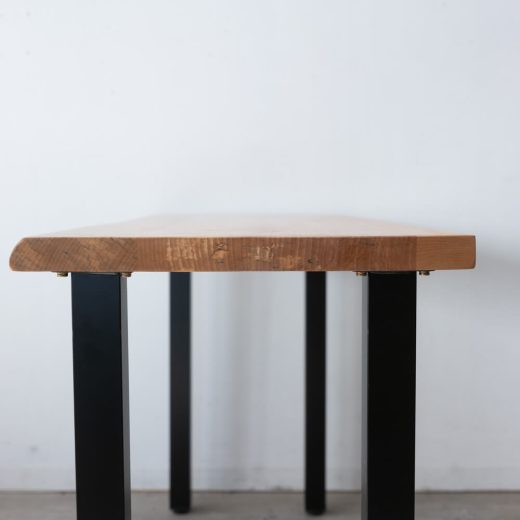 ［現品SALE］北海道十勝連邦産 ウダイカンバザクラ材 無垢板テーブル（シンプルタイプ）オイル仕上げ アイアン角脚 HDT-4S+I-BK
