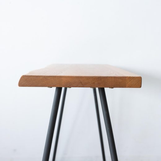 ［現品SALE］北海道産 沢胡桃材 幅剥ぎ天板 耳付き（オイル仕上げ/ アイアン4本脚）