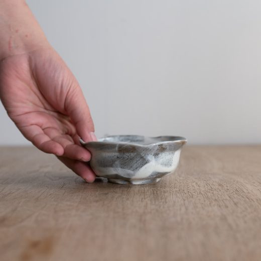 【WEB限定】白雲 花型小鉢 -器市-