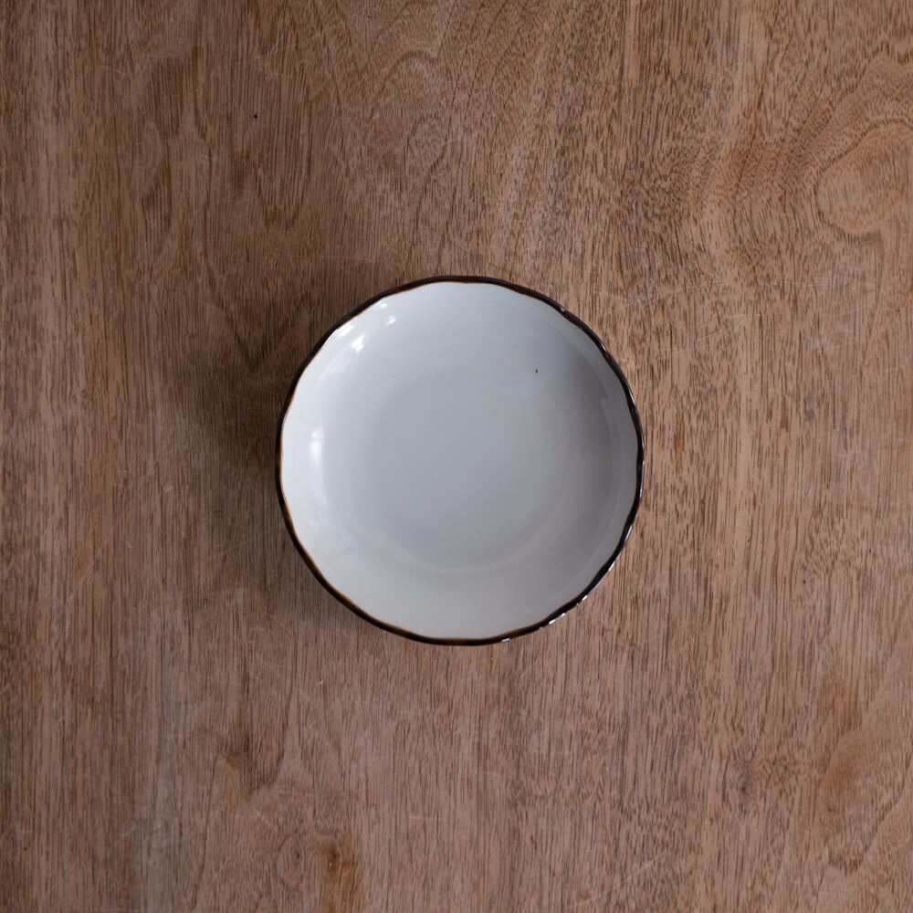 【WEB限定】渕錆 菊型35皿 白 -器市-