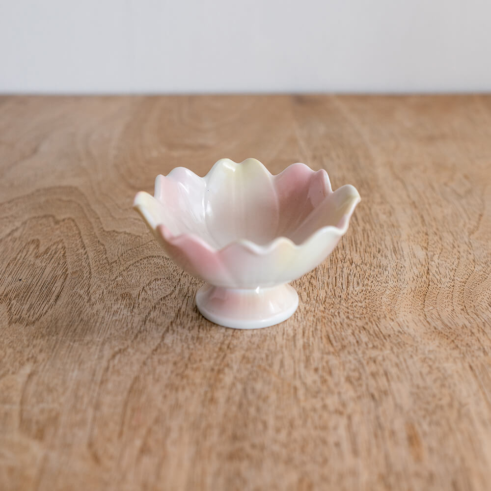 【WEB限定】パステル8.5cm花型高台珍味 -器市-