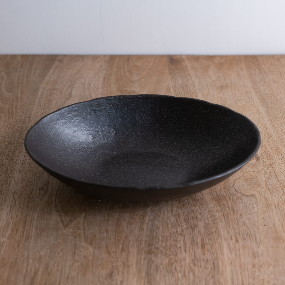 【WEB限定】27cm砂目楕円鉢 黒 -器市-