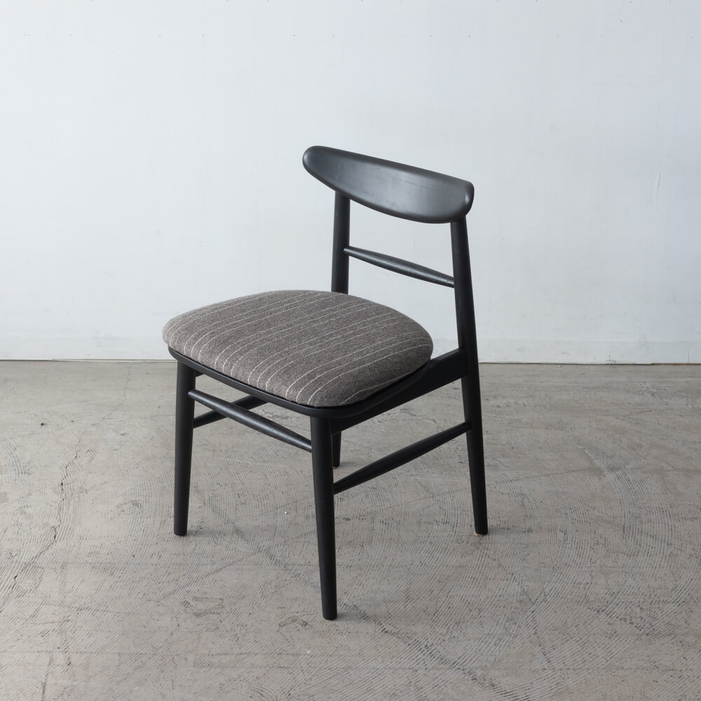 [現品SALE]emiﾁｪｱ ﾎﾜｲﾄｵｰｸBK色 (張地)KV SAMSφ19-552/501