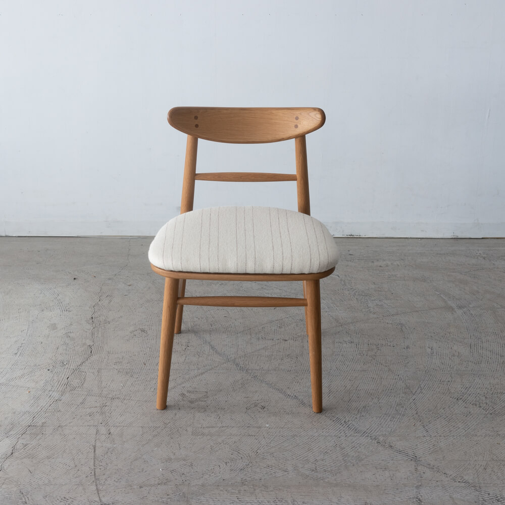 ［現品SALE］ emi チェア ホワイトオーク ウレタンNA色 (張地)KV SAMSφ19-501/104