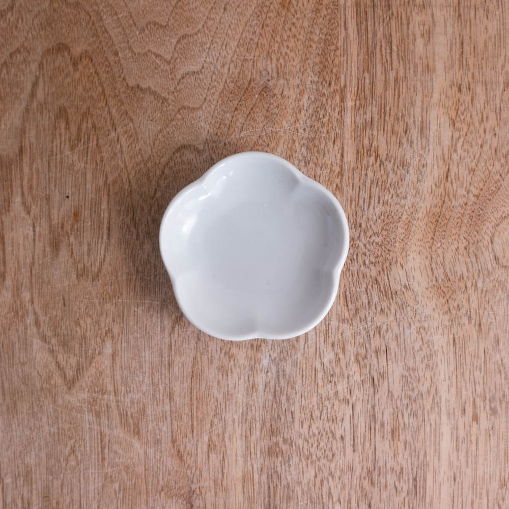 【WEB限定】白花 菊型3寸皿 -器市-