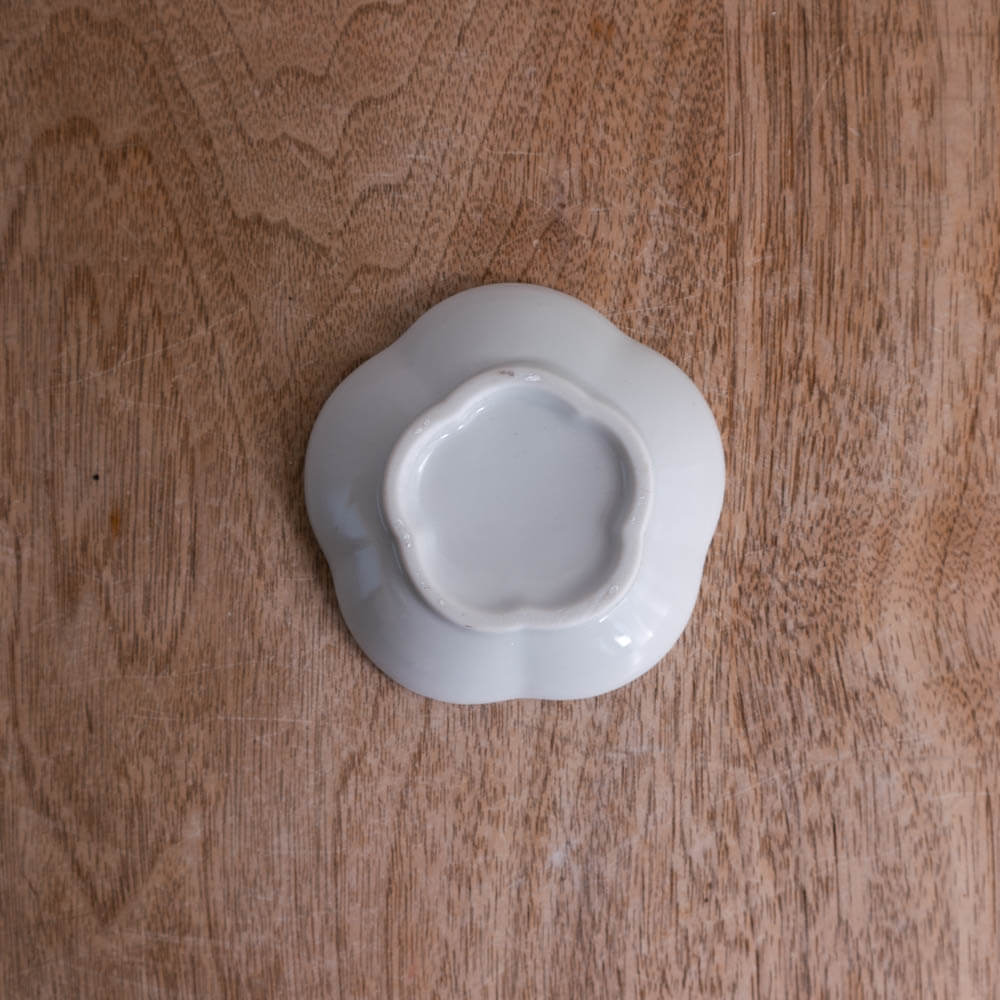 【WEB限定】白花 菊型3寸皿 -器市-