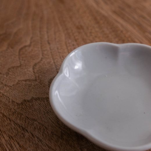 【WEB限定】白花 菊型3寸皿 -器市-