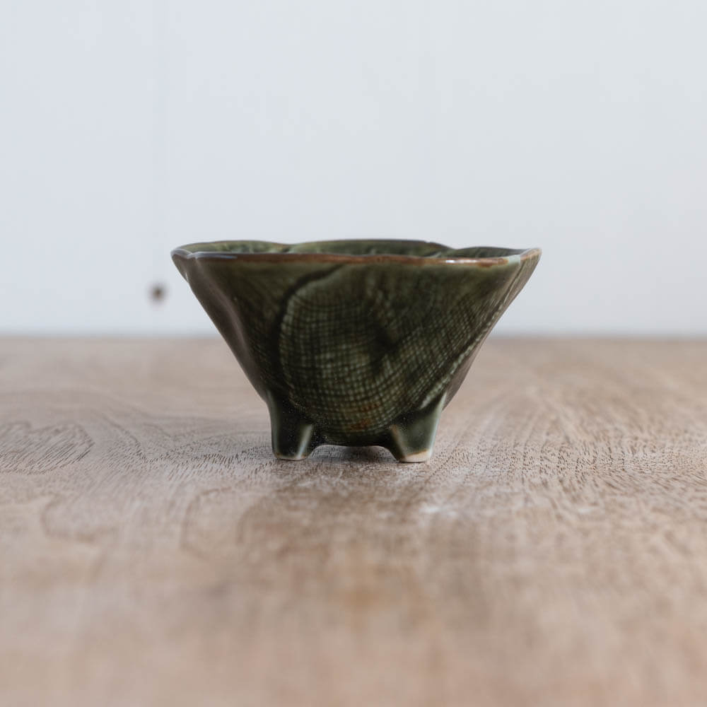 【WEB限定】花型三ツ足珍味 オリベ -器市-