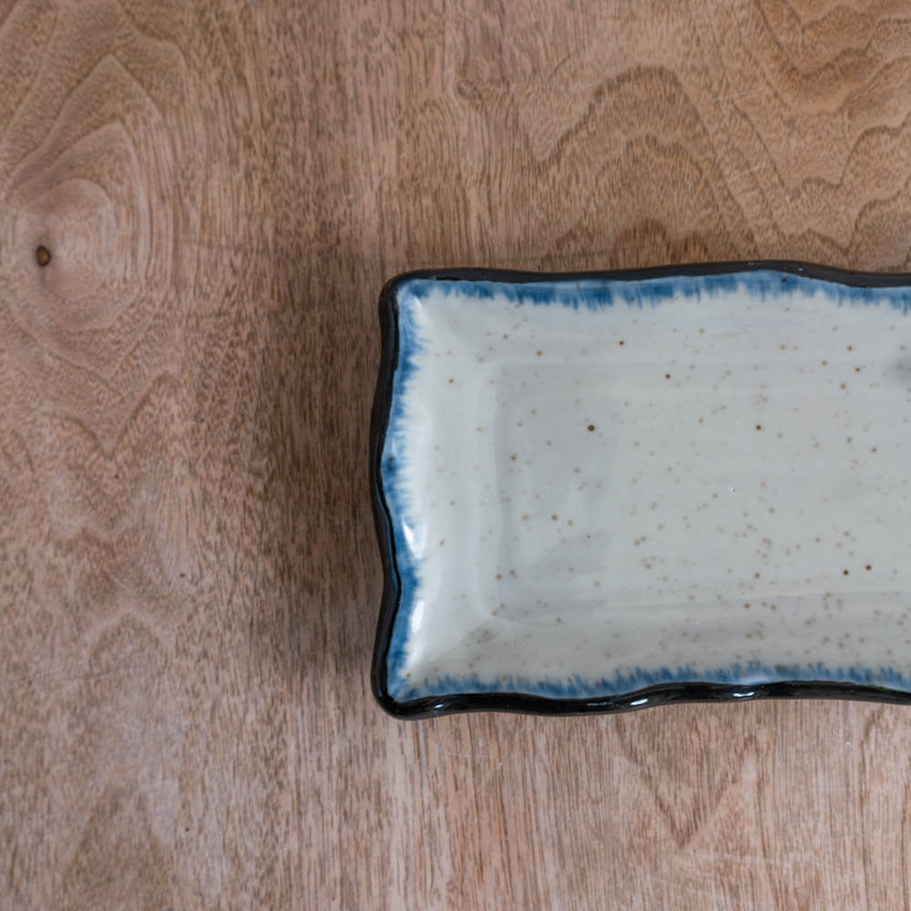 【WEB限定】淵さび削り型サンマ皿 -器市-