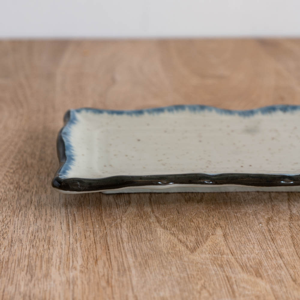 【WEB限定】淵さび削り型サンマ皿 -器市-