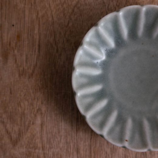 【WEB限定】花型小皿 スモークGR -器市-