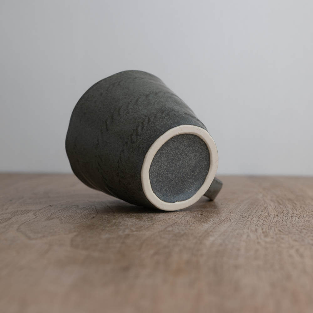 【WEB限定】グレー 縄手マグ -器市-