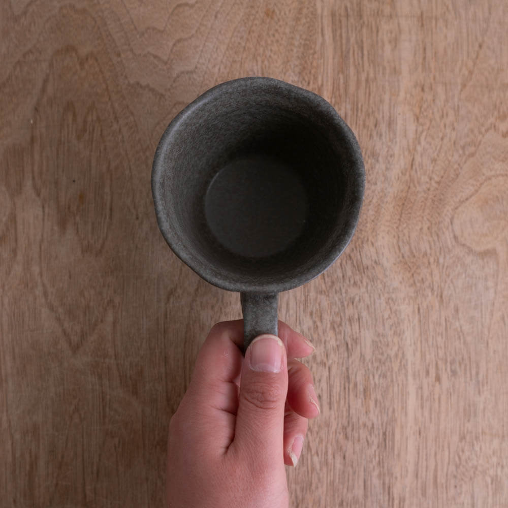 【WEB限定】グレー 縄手マグ -器市-