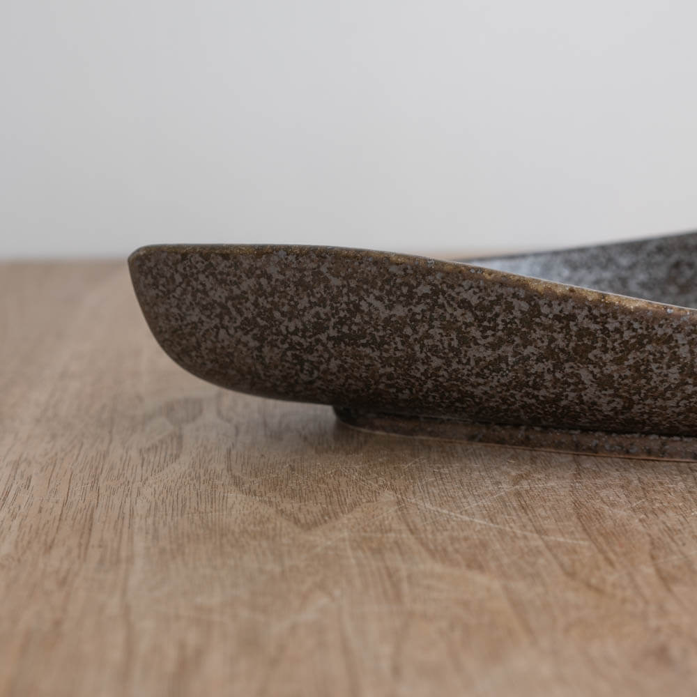 【WEB限定】黒釉 変形盛り付け鉢 -器市-