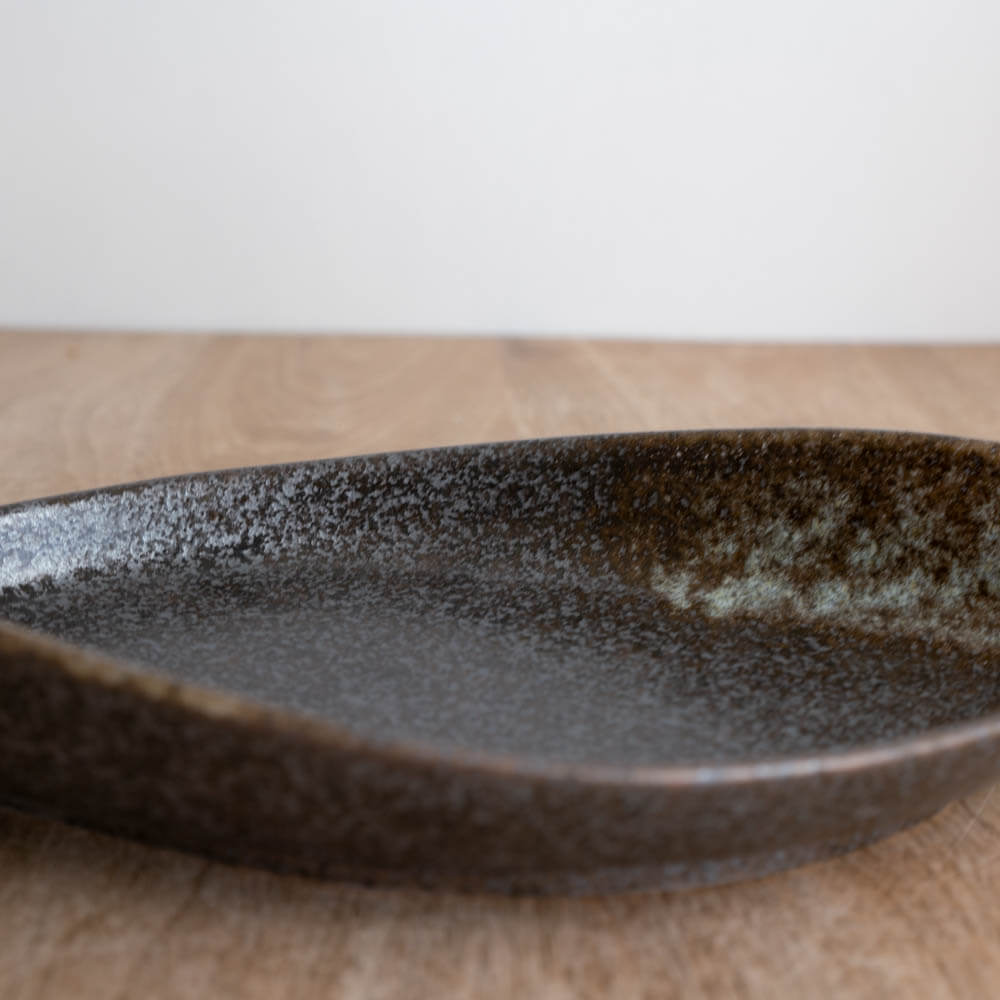 【WEB限定】黒釉 変形盛り付け鉢 -器市-