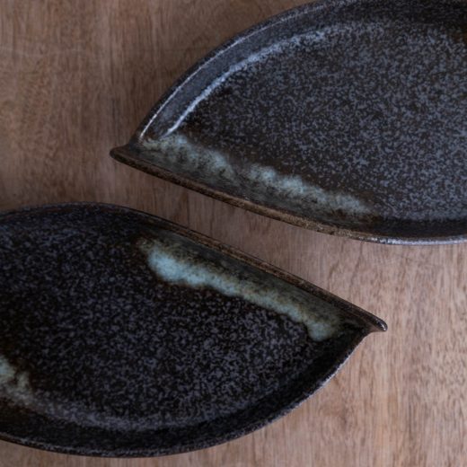 【WEB限定】黒釉 変形盛り付け鉢 -器市-