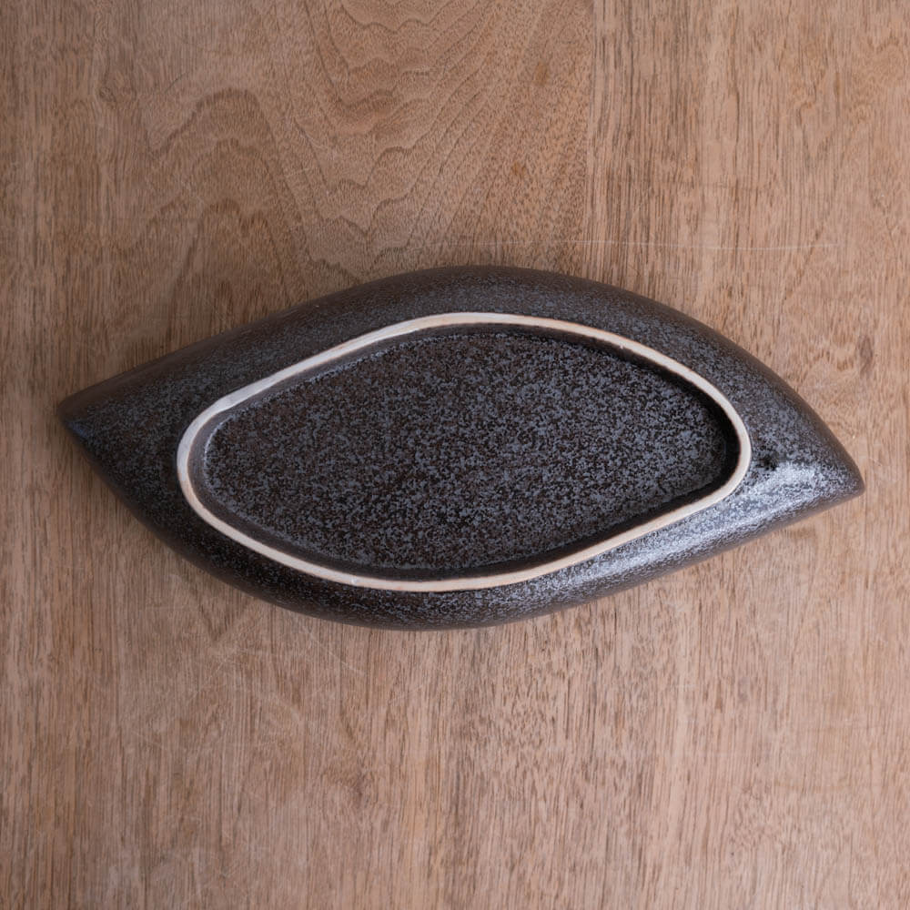 【WEB限定】黒釉 変形盛り付け鉢 -器市-