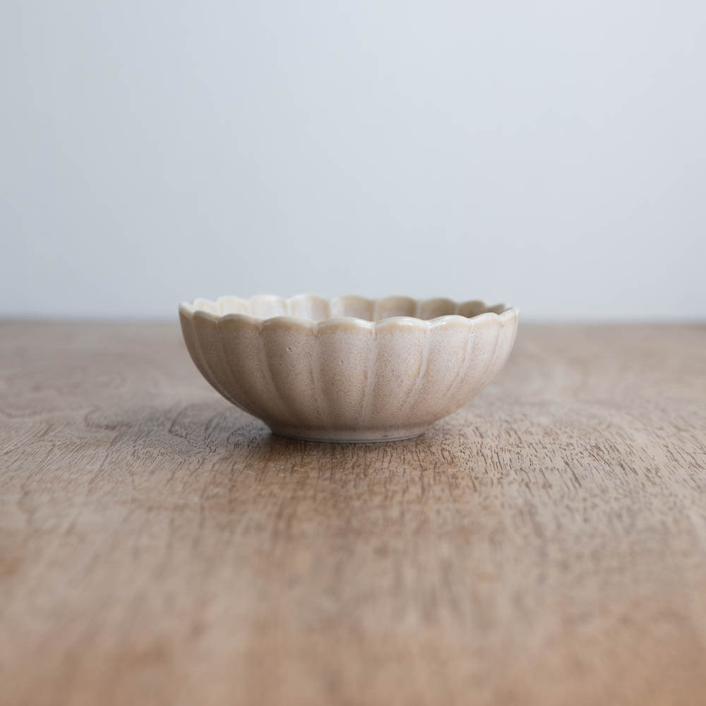 【WEB限定】菊型 白うのふ9cm鉢 -器市-