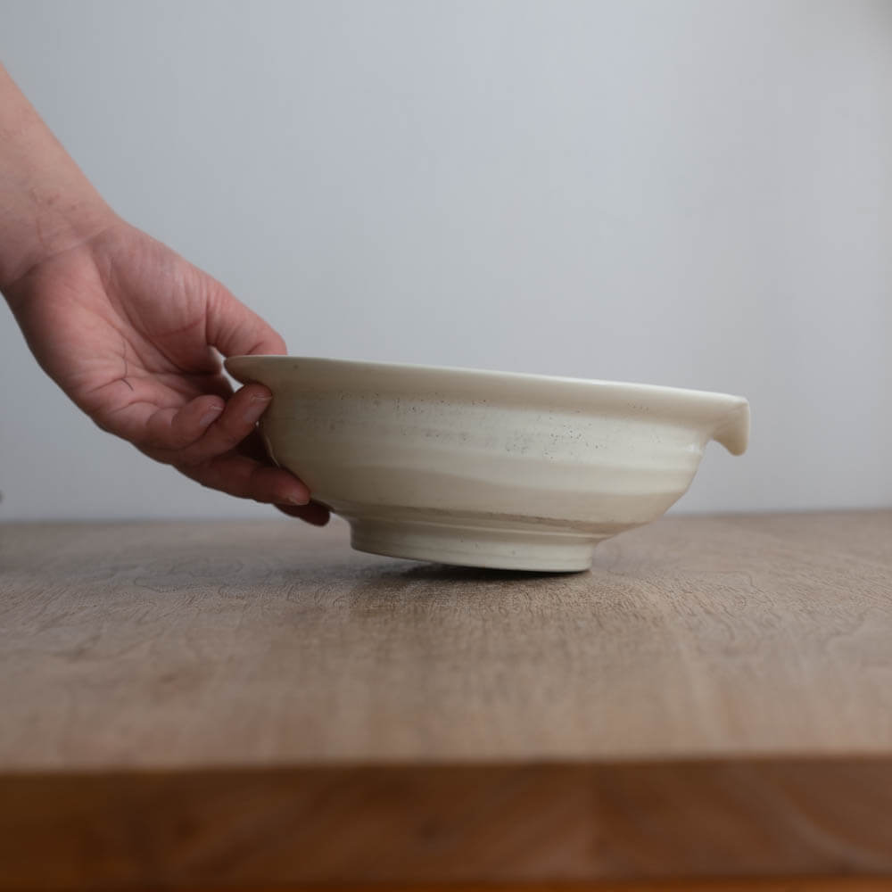 【WEB限定】粉引刷毛 片口盛鉢 -器市-