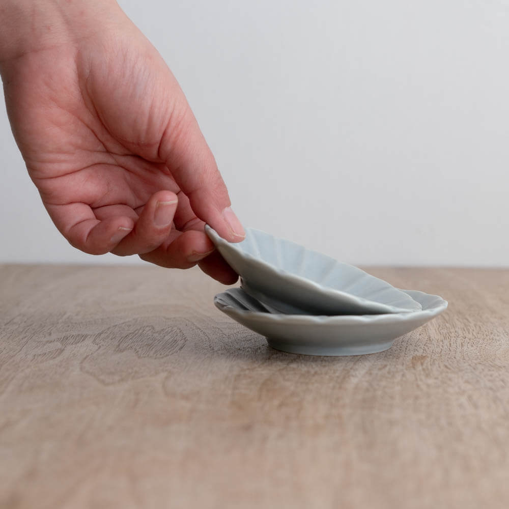 【WEB限定】花型小皿 GY -器市-