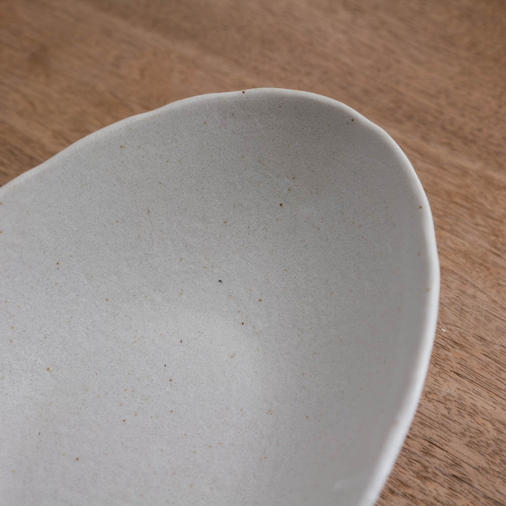 【WEB限定】27cm砂目楕円鉢 白 -器市-