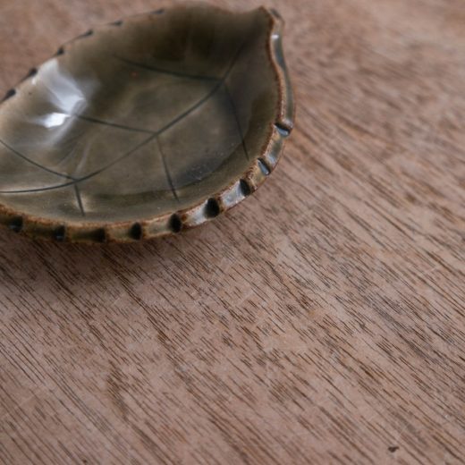 【WEB限定】木の葉豆皿（オリベ）-器市-